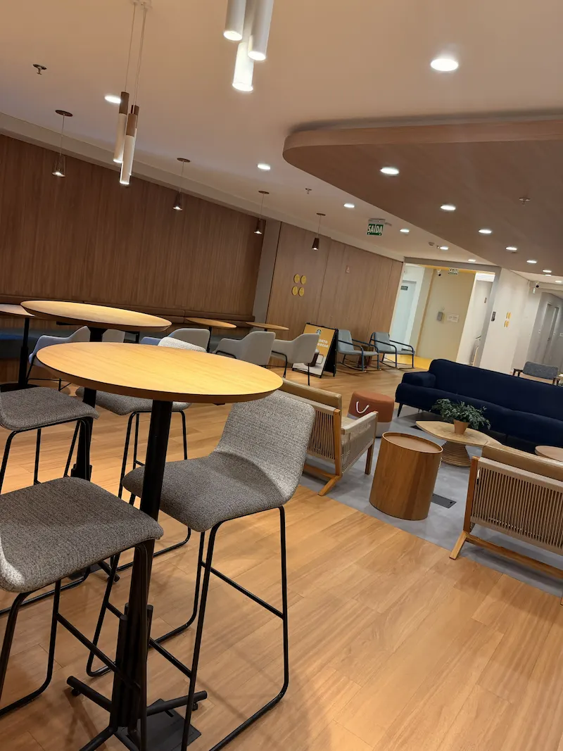 Espaço de atendimento do consultório de psicologia de Priscila Oyama na Av. Paulista – São Paulo