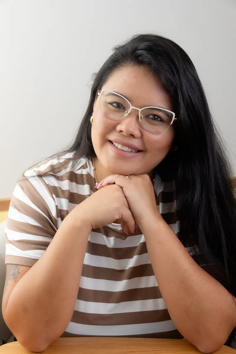 Priscila Oyama, psicóloga clínica CRP 06/176794, especializada em Terapia Cognitivo-Comportamental